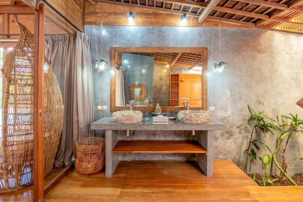 Secret River Villa - Luxury Villa 5 Bedrooms - Kerobokan - Canggu Ngoại thất bức ảnh