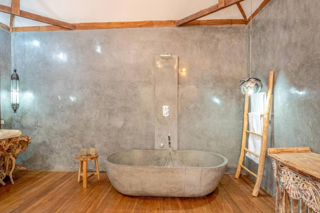 Secret River Villa - Luxury Villa 5 Bedrooms - Kerobokan - Canggu Ngoại thất bức ảnh