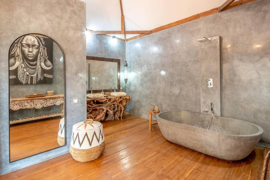 Secret River Villa - Luxury Villa 5 Bedrooms - Kerobokan - Canggu Ngoại thất bức ảnh